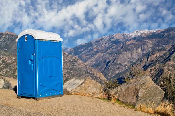 Best Portable bathroom rental  in Lake Panasoffkee, FL